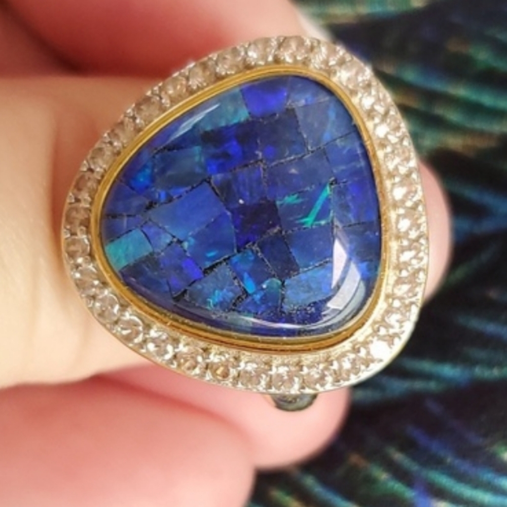 Lisa Robertson Ring